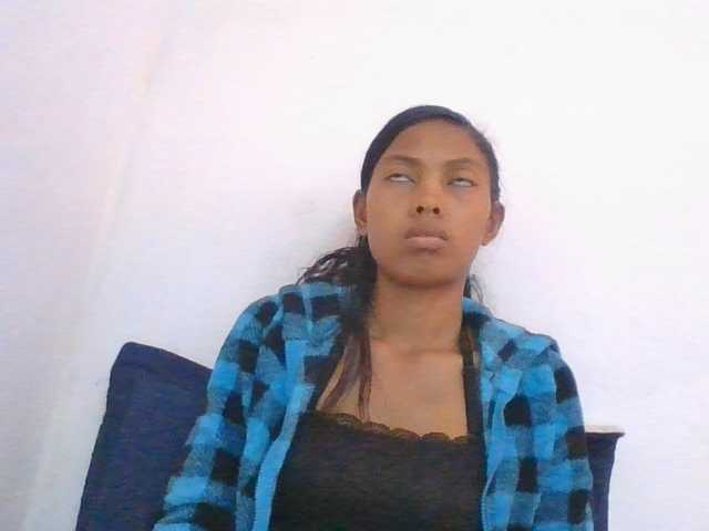 Layah7