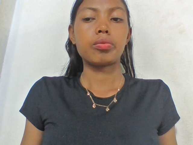 Layah7 live cam on BongaCams