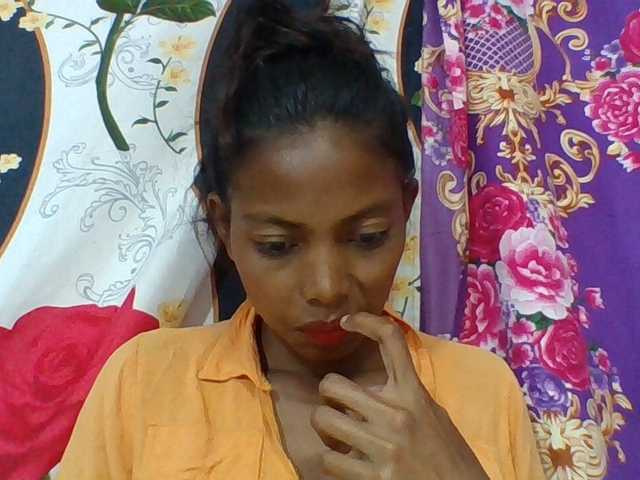 Layah7