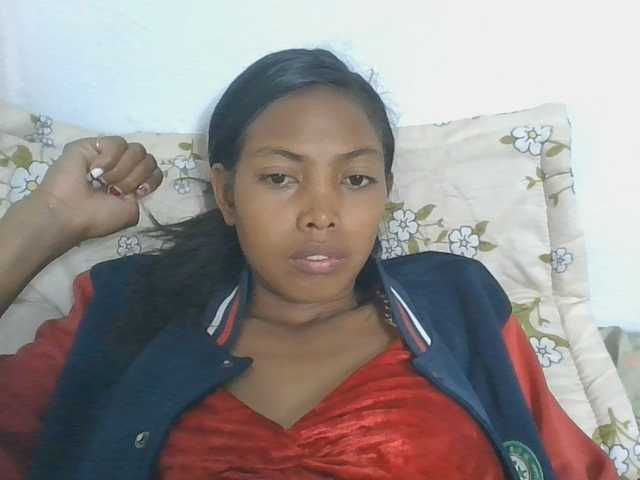 Layah7 live cam on BongaCams