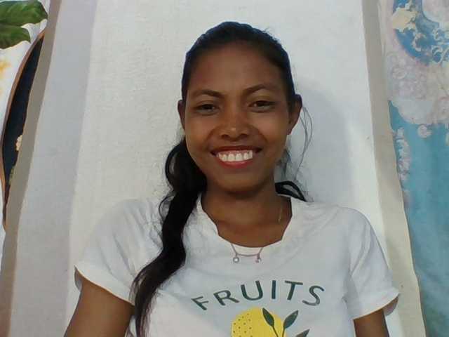 Layah7 live cam on BongaCams