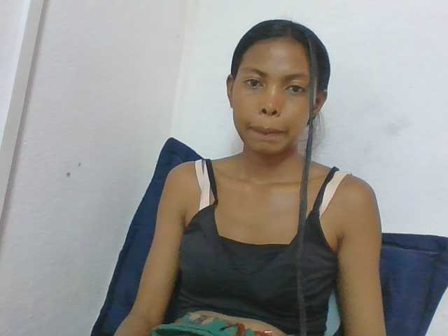 Layah7 live cam on BongaCams