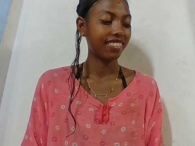 Layah7 live cam