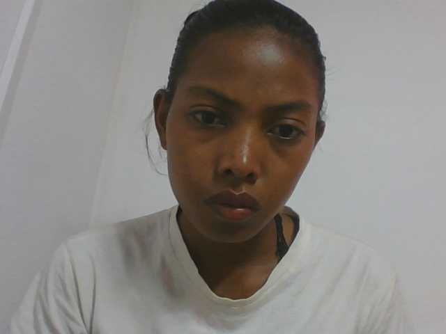Layah7 live cam on BongaCams