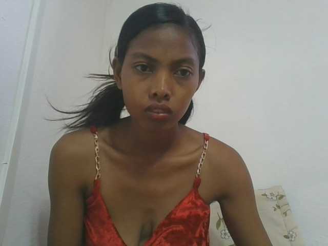 Layah7, en vivo ahora en BongaCams