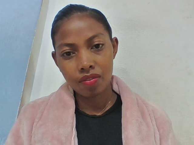 Layah7 live cam on BongaCams