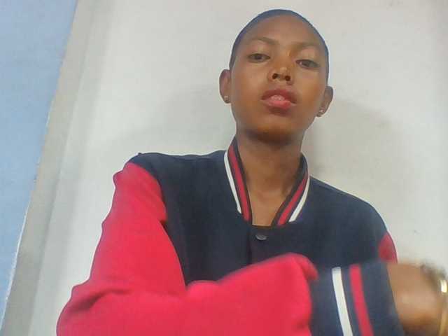 Layah7 Live Cam pe BongaCams