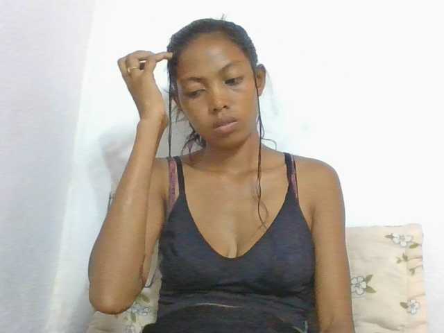 Layah7 live cam on BongaCams