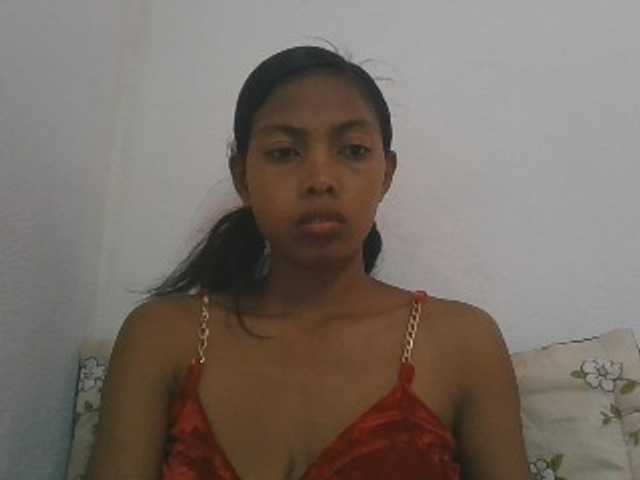 Layah7