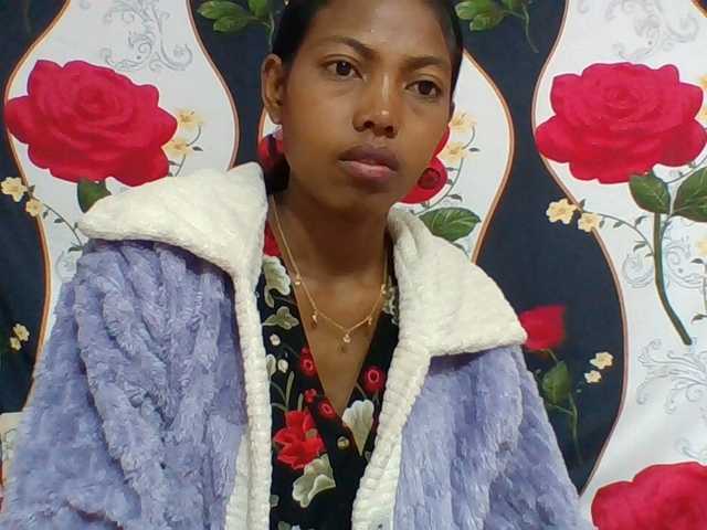 Layah7 live cam on BongaCams