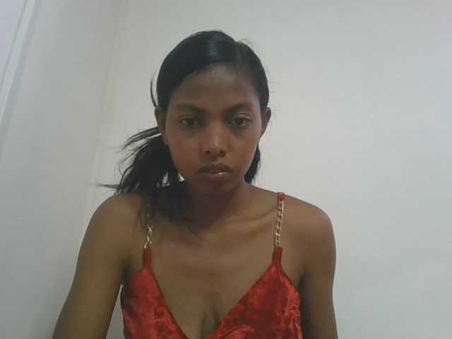 Layah7, en vivo ahora en BongaCams