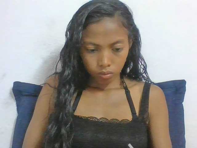 Layah7 live cam on BongaCams