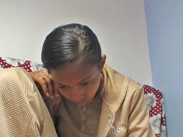 Layah7
