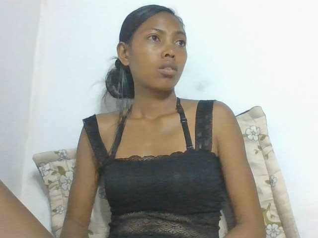 Layah7 live cam on BongaCams