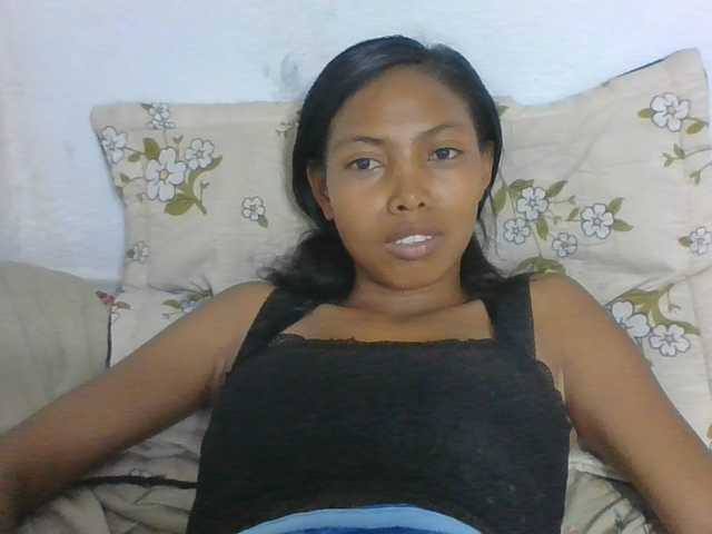 Layah7 live cam on BongaCams