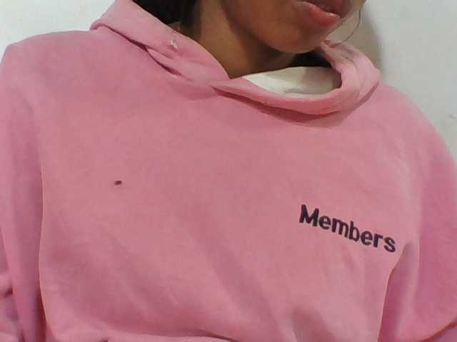 Layah7 live cam on BongaCams