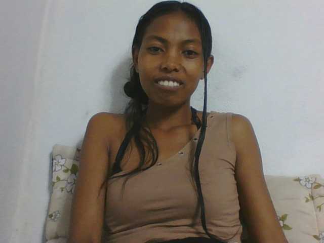 Layah7 live cam on BongaCams