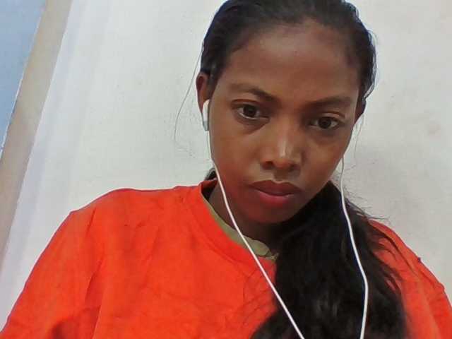 Layah7