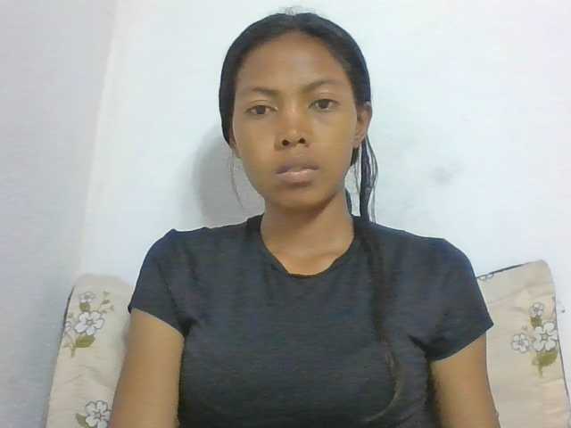Layah7