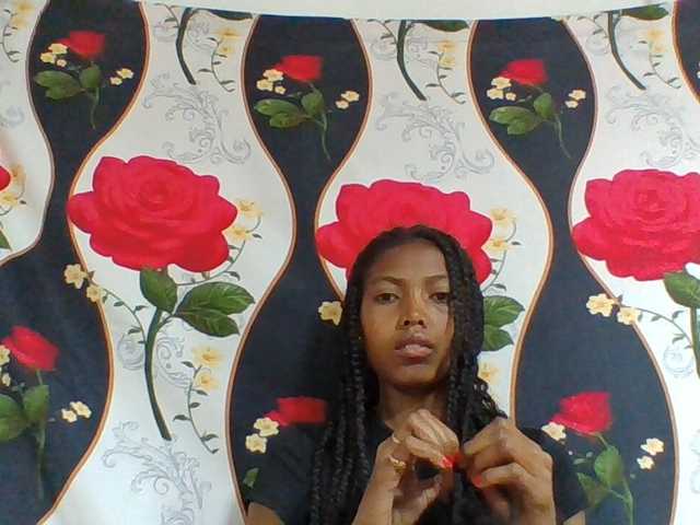 Layah7
