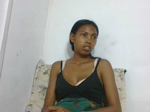 Layah7 live cam on BongaCams