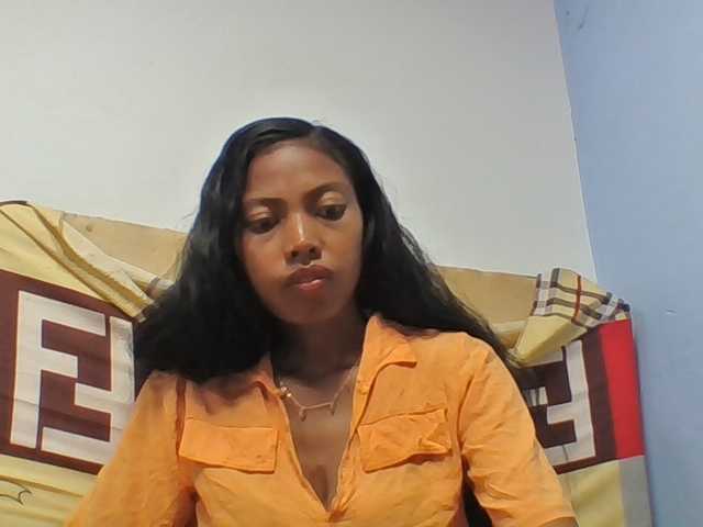 Layah7 live cam