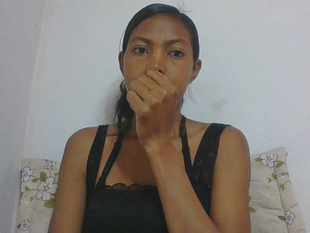 Layah7 live cam on BongaCams