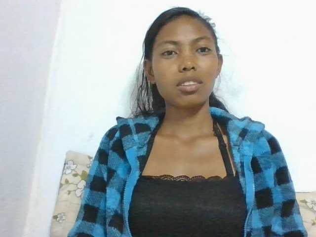 Layah7 live cam on BongaCams