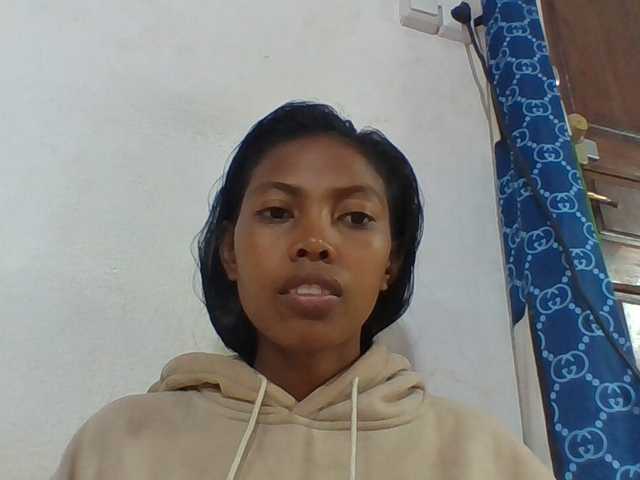 Layah7 live cam on BongaCams