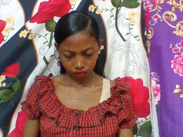 Layah7