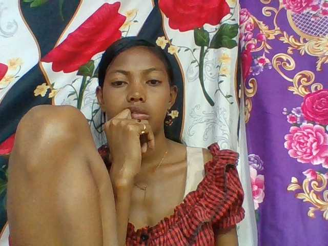 Layah7 live cam on BongaCams