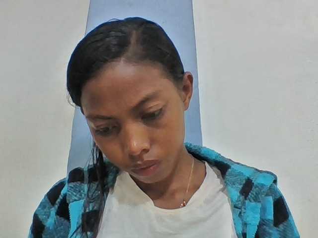 Layah7 live cam on BongaCams