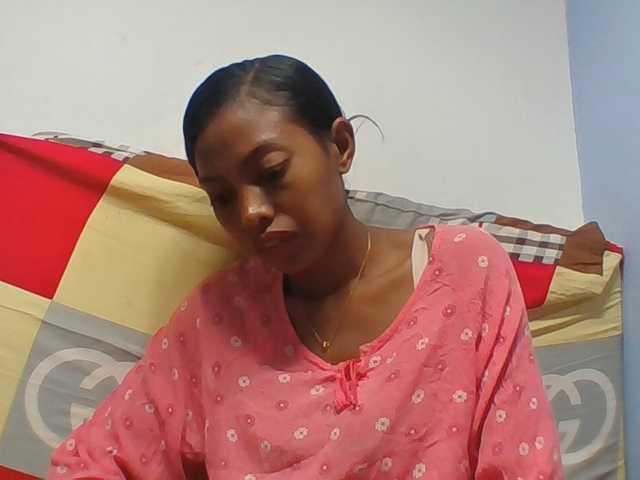 Layah7 live cam on BongaCams