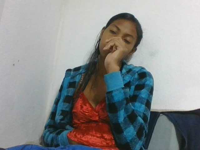 Layah7 live cam on BongaCams