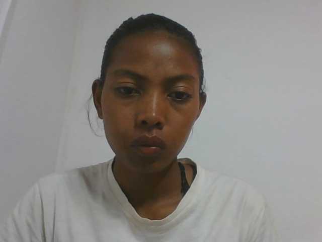 Layah7 live cam on BongaCams