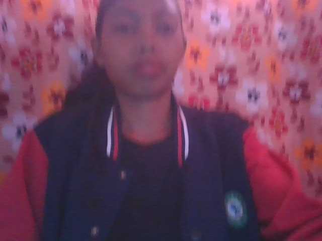 Layah7