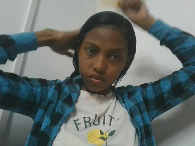 Layah7