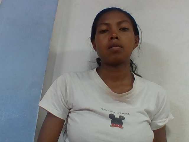 Layah7 live cam on BongaCams