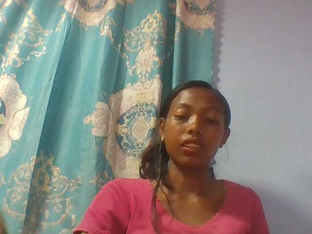 Layah7 live cam on BongaCams
