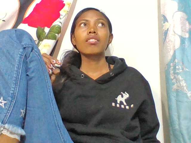 Layah7 live cam on BongaCams