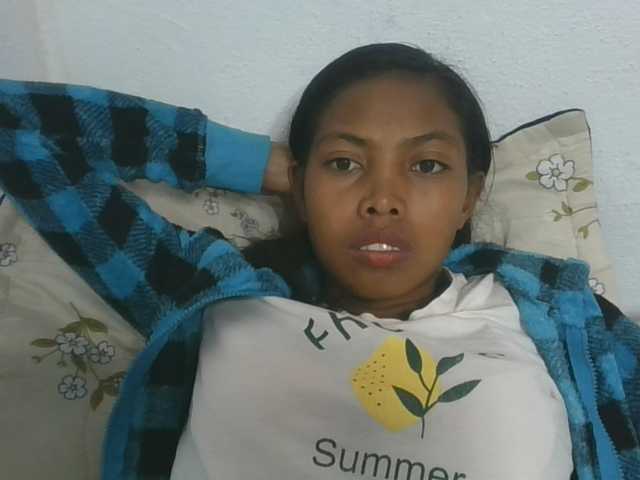 Layah7