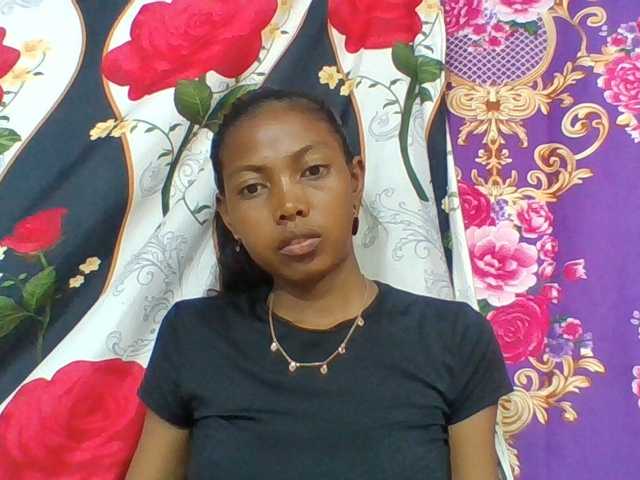 Layah7