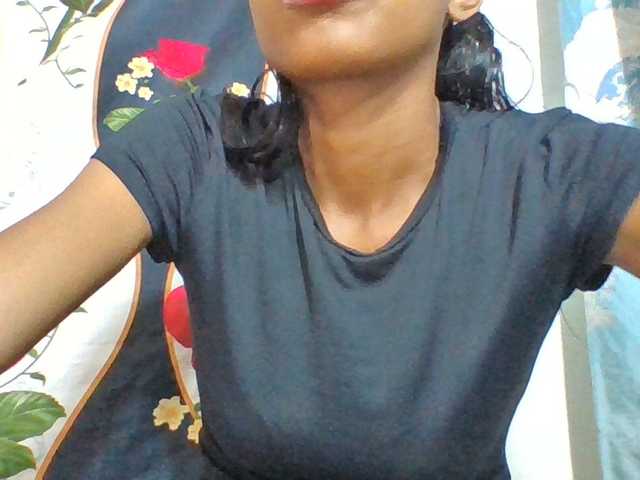 Layah7 live cam on BongaCams