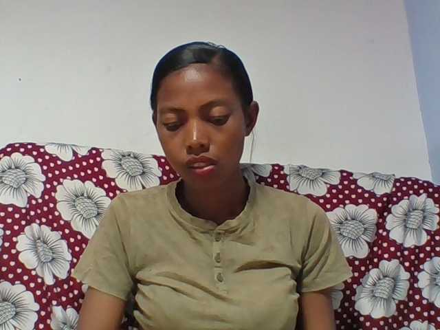 Layah7