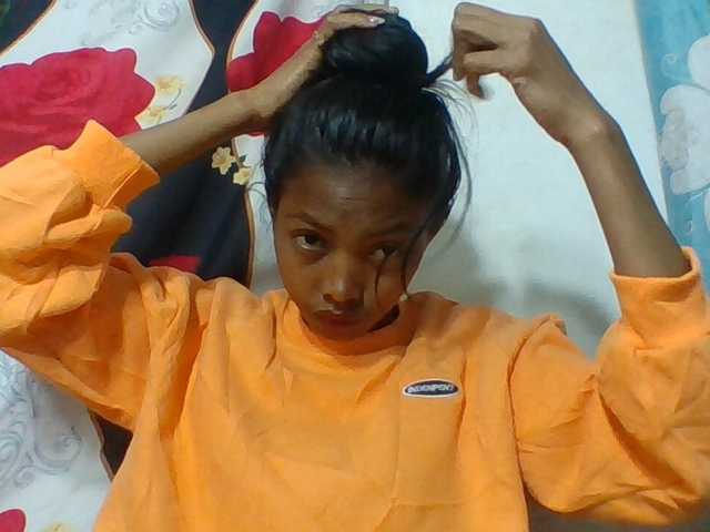 Layah7