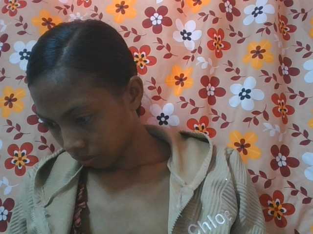 Layah7