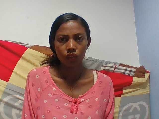 Layah7 live cam on BongaCams