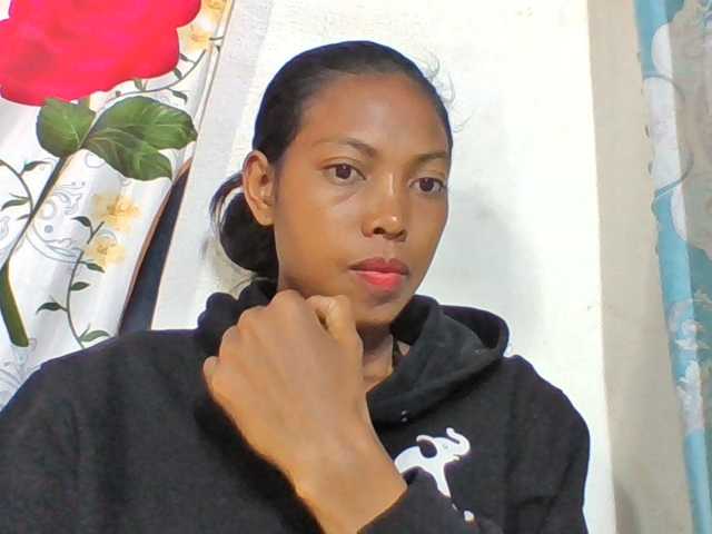 Layah7 live cam on BongaCams