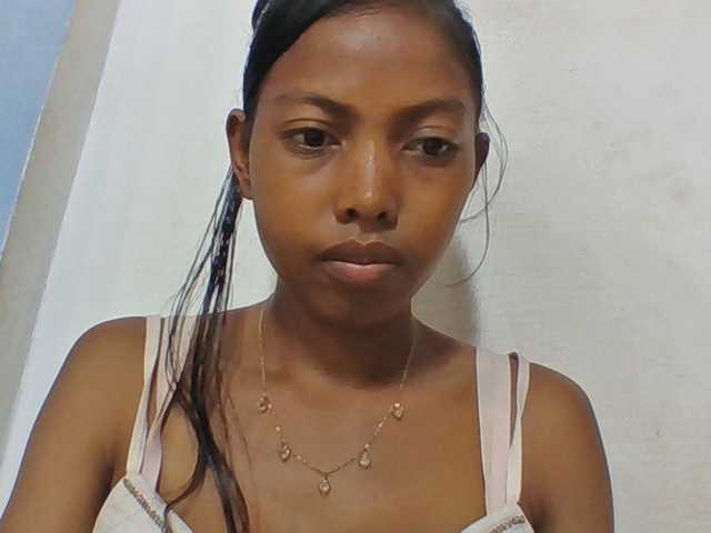 Layah7 live cam on BongaCams