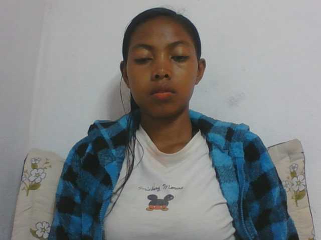 Layah7 live cam on BongaCams